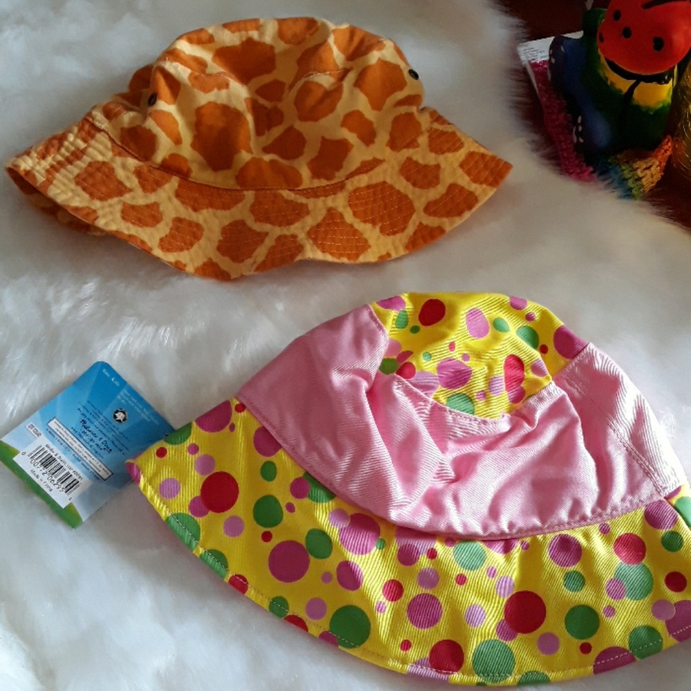 Melissa and Doug and Geoffrey the Giraffe kids hats
